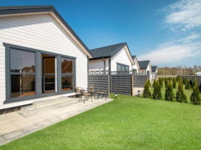 Cozy holiday homes for 5 people, azy, Łazy